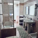 Prestigioso 120mqtop In Centro דירה
