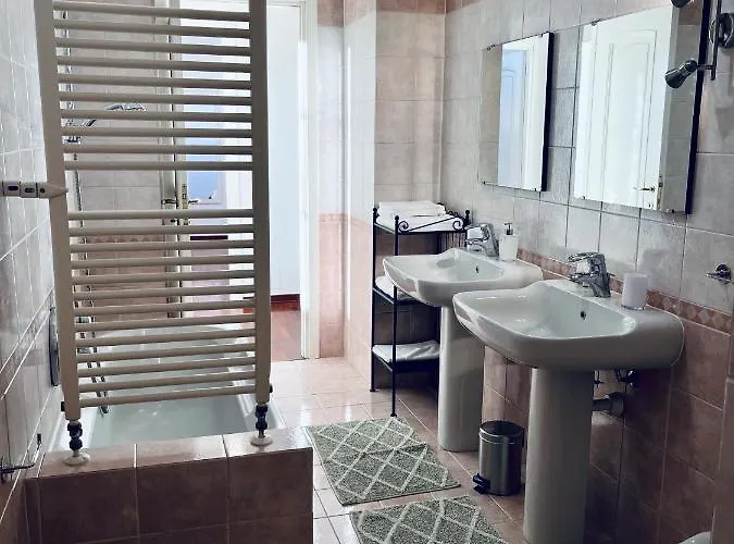 Prestigioso 120mqtop In Centro Apartment